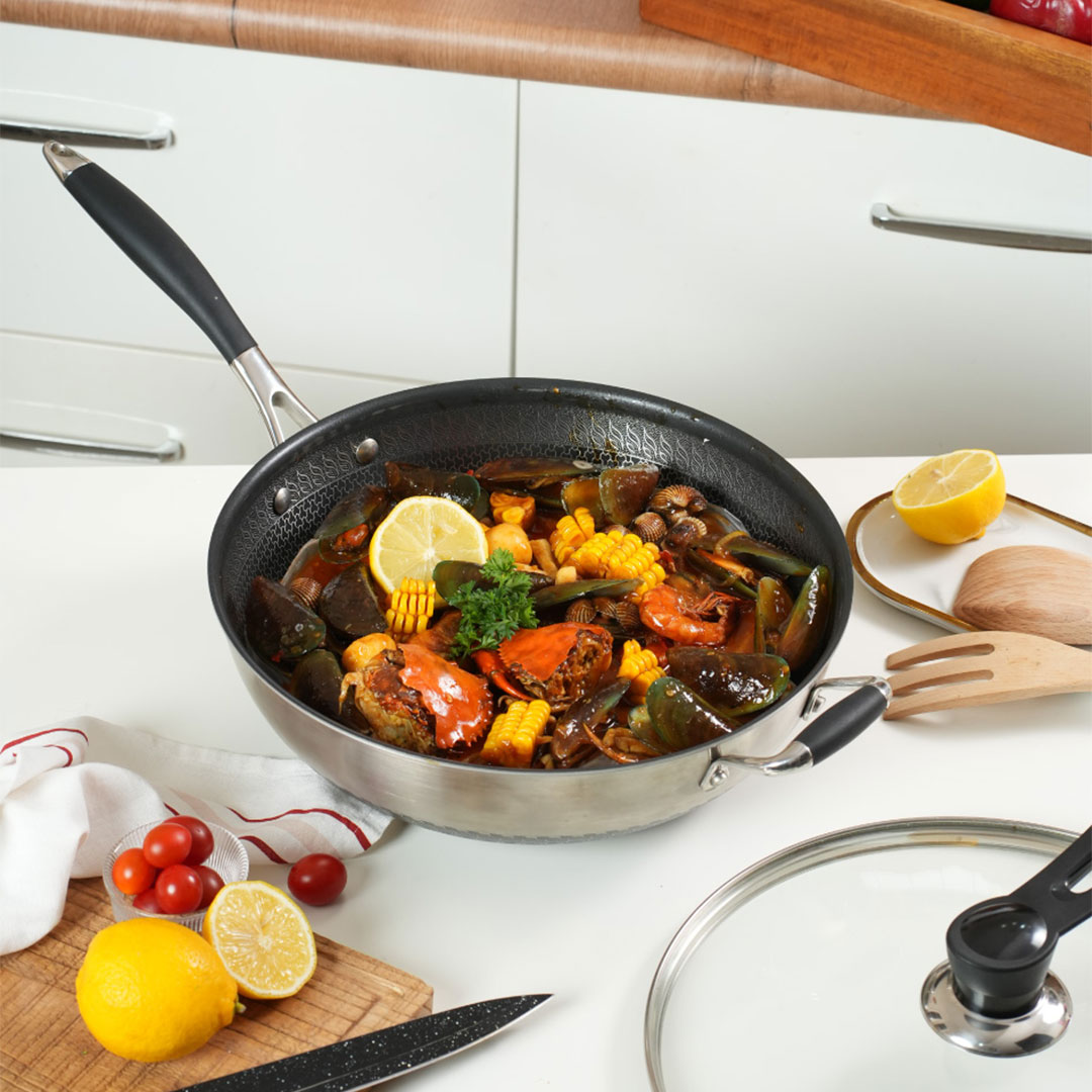 Ichi-I Honeycomb Wok + Steamer
